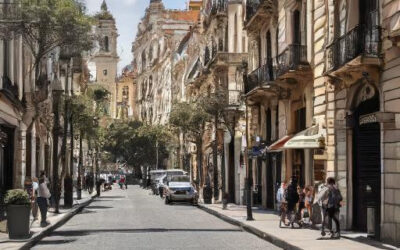 What are the tax benefits for foreigners in Uruguay?