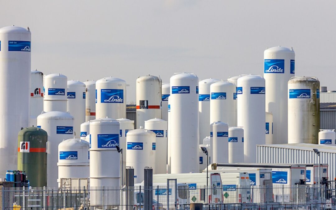 The European Union and Uruguay sign a €2 million agreement to boost green hydrogen