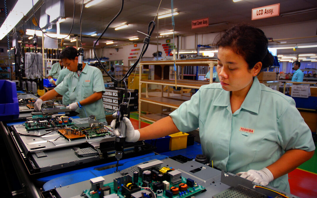 The Maquila Regime in Paraguay: A Program That Promotes Female Employment