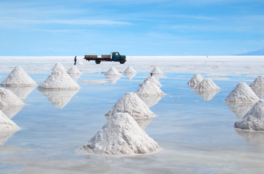 Mining Giant Announces Billion-Dollar Investment to Exploit Lithium in Chile: “A World-Class Deposit”