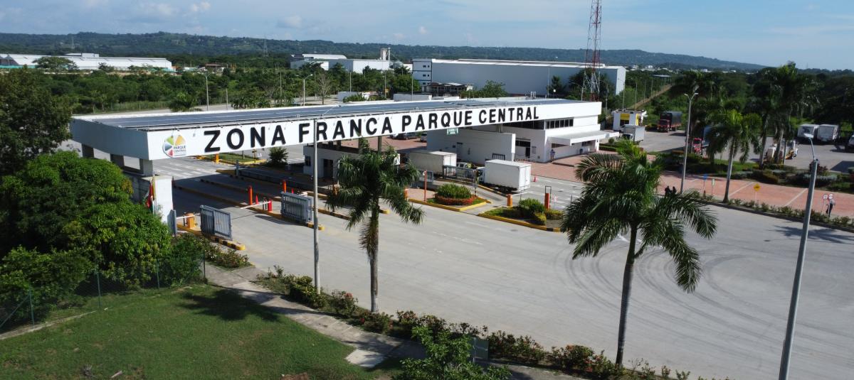 zona franca parque central en Colombia