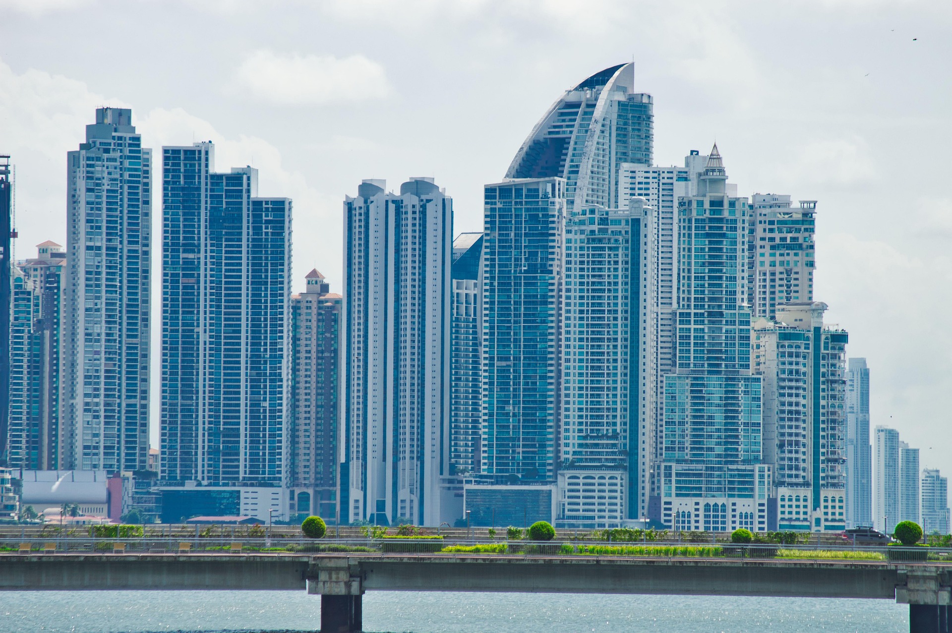 Competitive advantages of Panama
